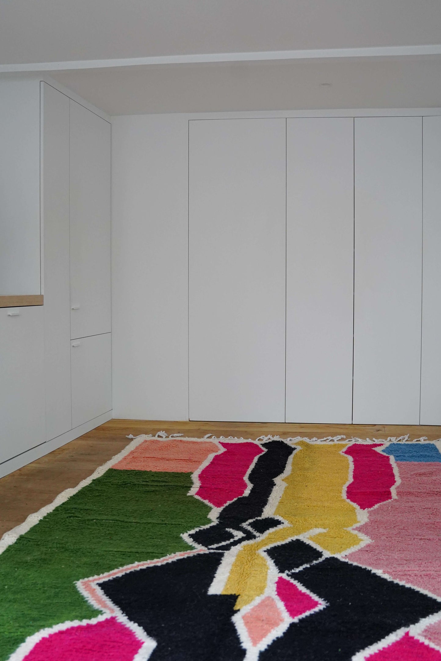 Very large Authentic Berber Sheep Wool Rug 270 x 200 cm