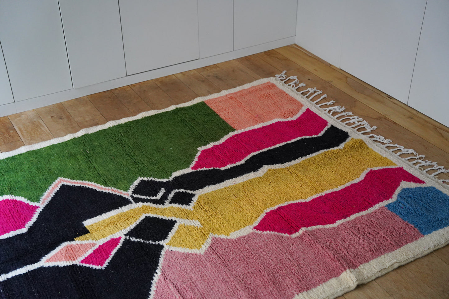 Very large Authentic Berber Sheep Wool Rug 270 x 200 cm