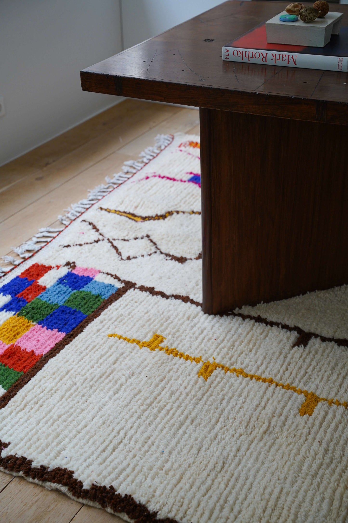 Berber Rug in Sheep's Wool, Handcrafted 295 x 213 cm