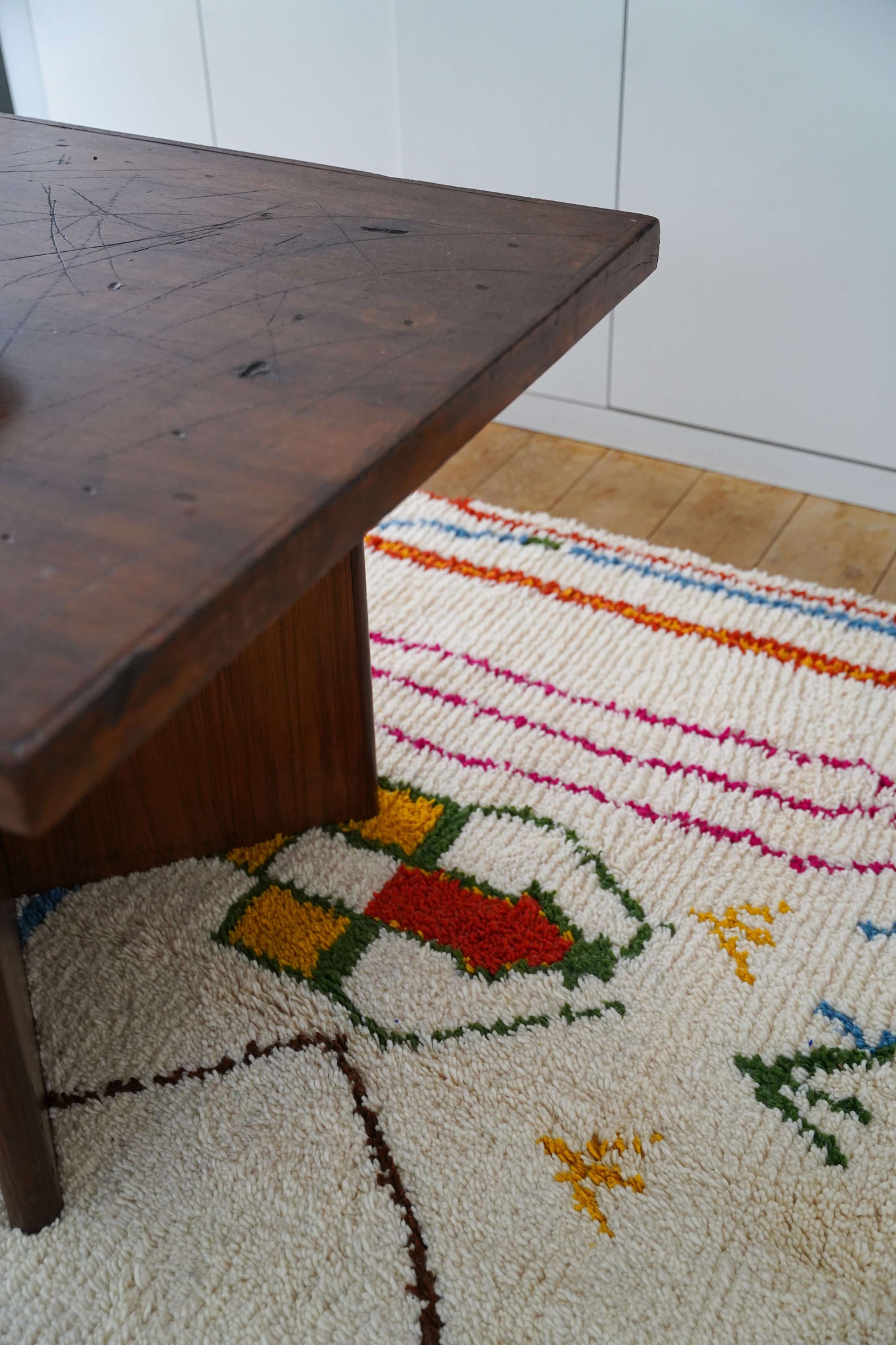 Berber Rug in Sheep's Wool, Handcrafted 295 x 213 cm