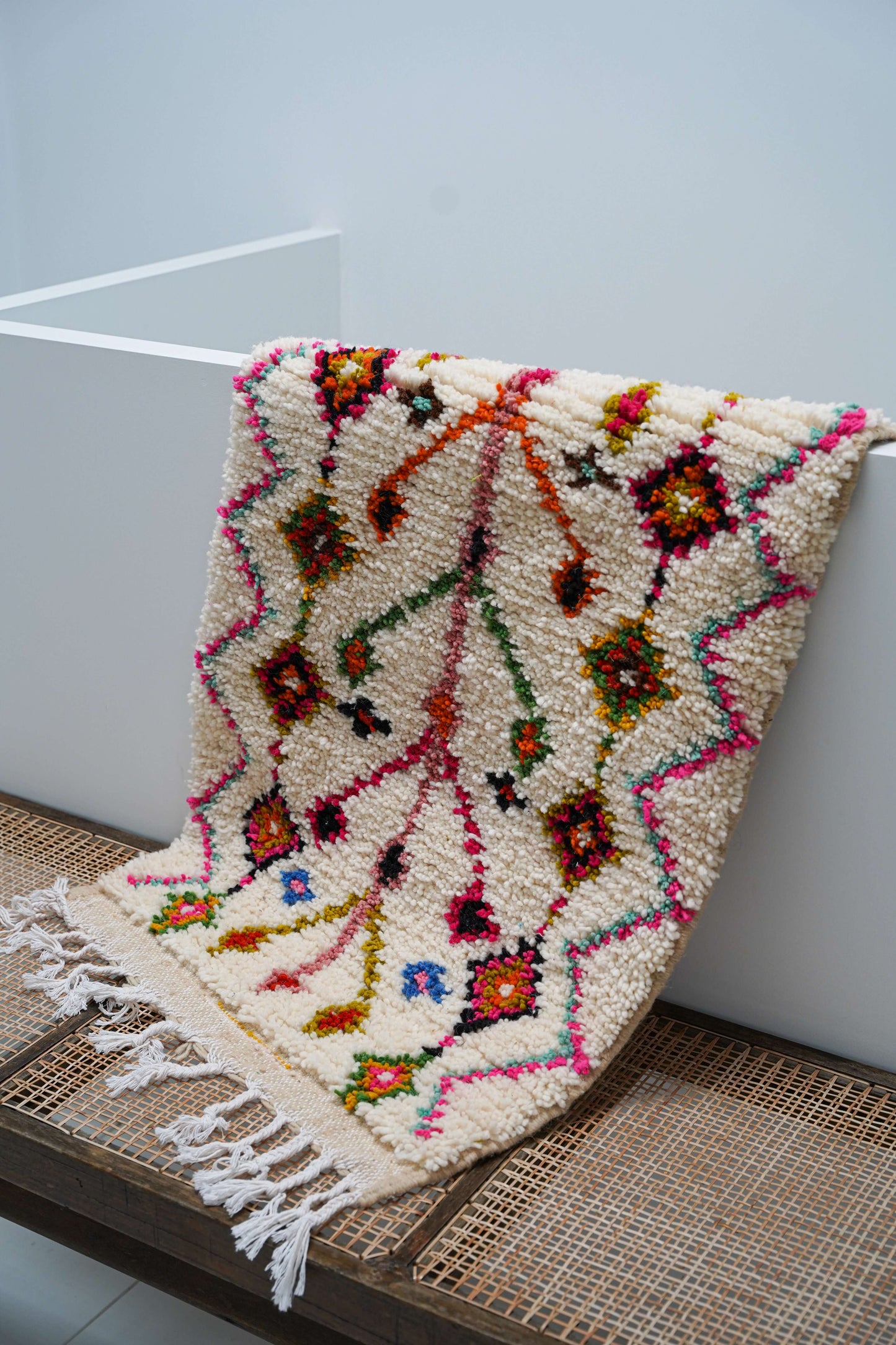 Petit Tapis Coloré Artisanal en Laine de Mouton 115 x 60 cm