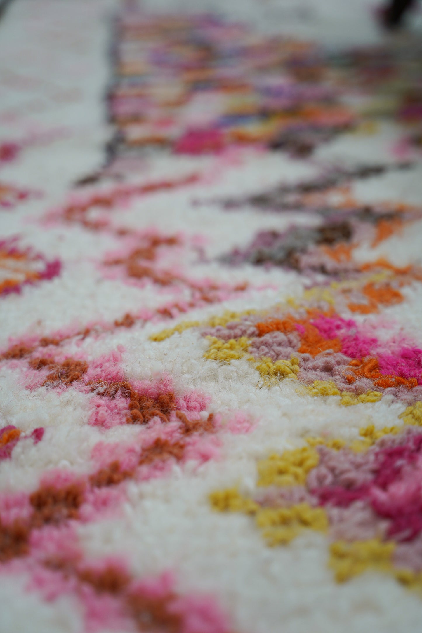 Tapis Coloré Artisanal en Laine de Mouton 230 x 155 cm
