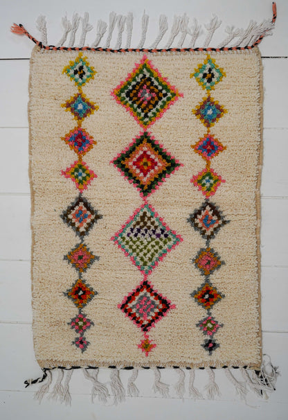 Small Colorful Handcrafted Sheep Wool Rug 100 x 70 cm