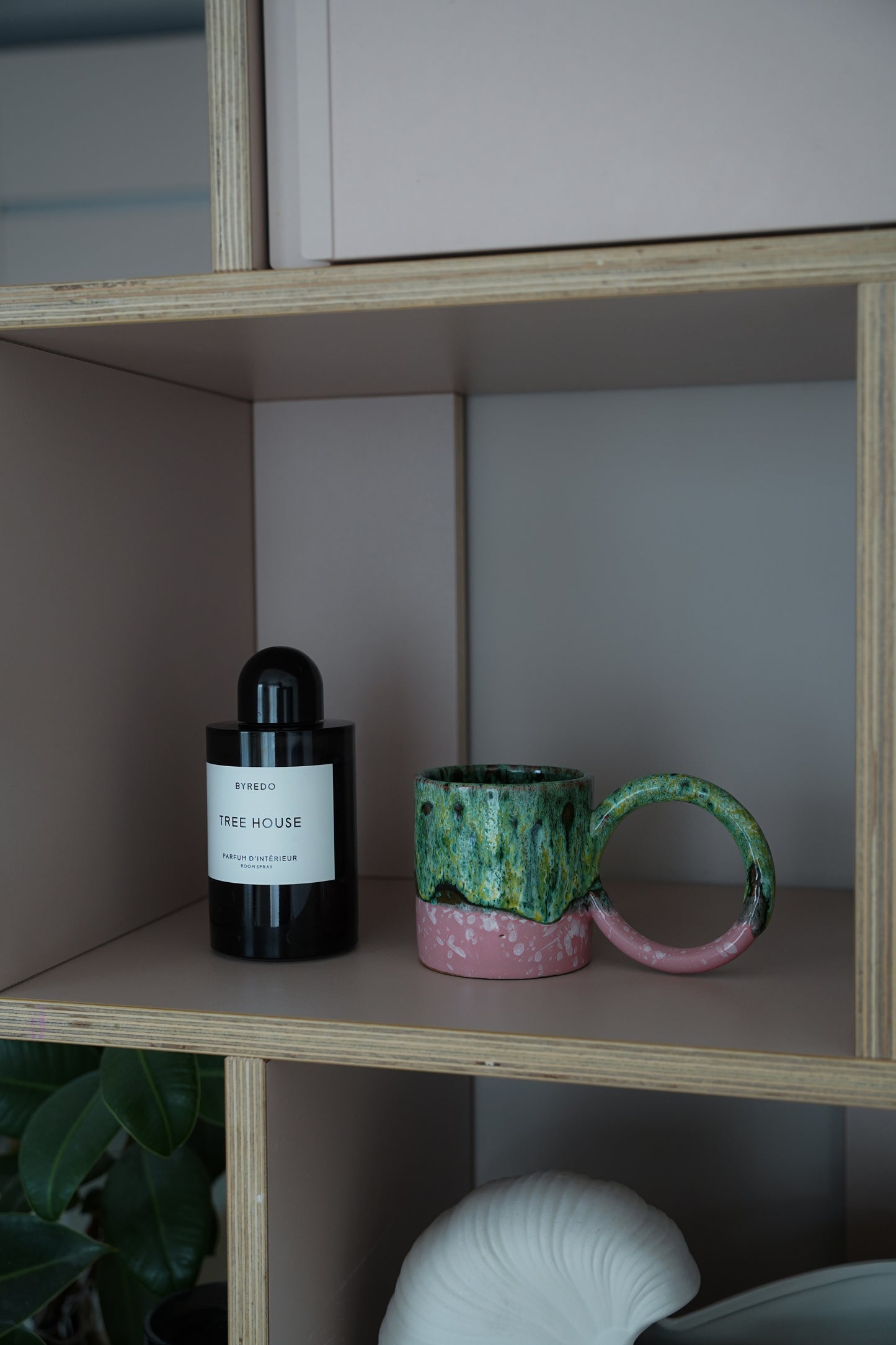 "Sfenj" Mug